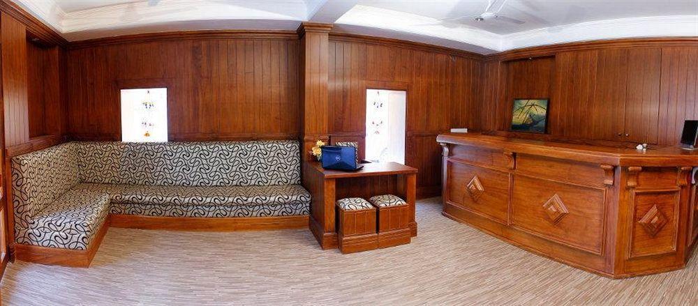 Hotel Park Avenue Kochi Inreriör bild